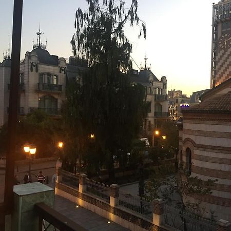 Apartment On Zviad Gamsakhurdia 21 巴统 外观 照片